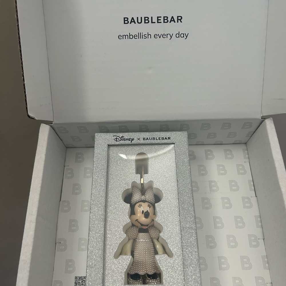 BaubleBar Minnie Mouse Bride Bagcharm